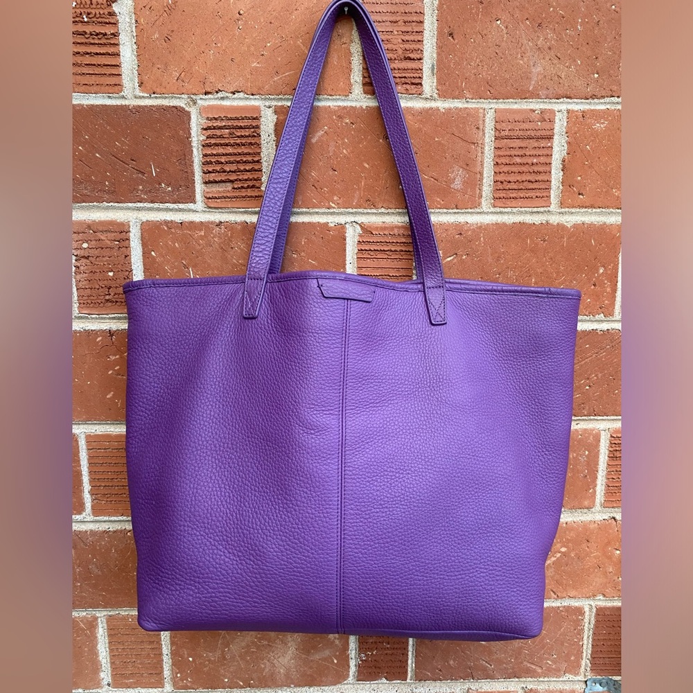 Leatherology Large Zippered Downtown Tote